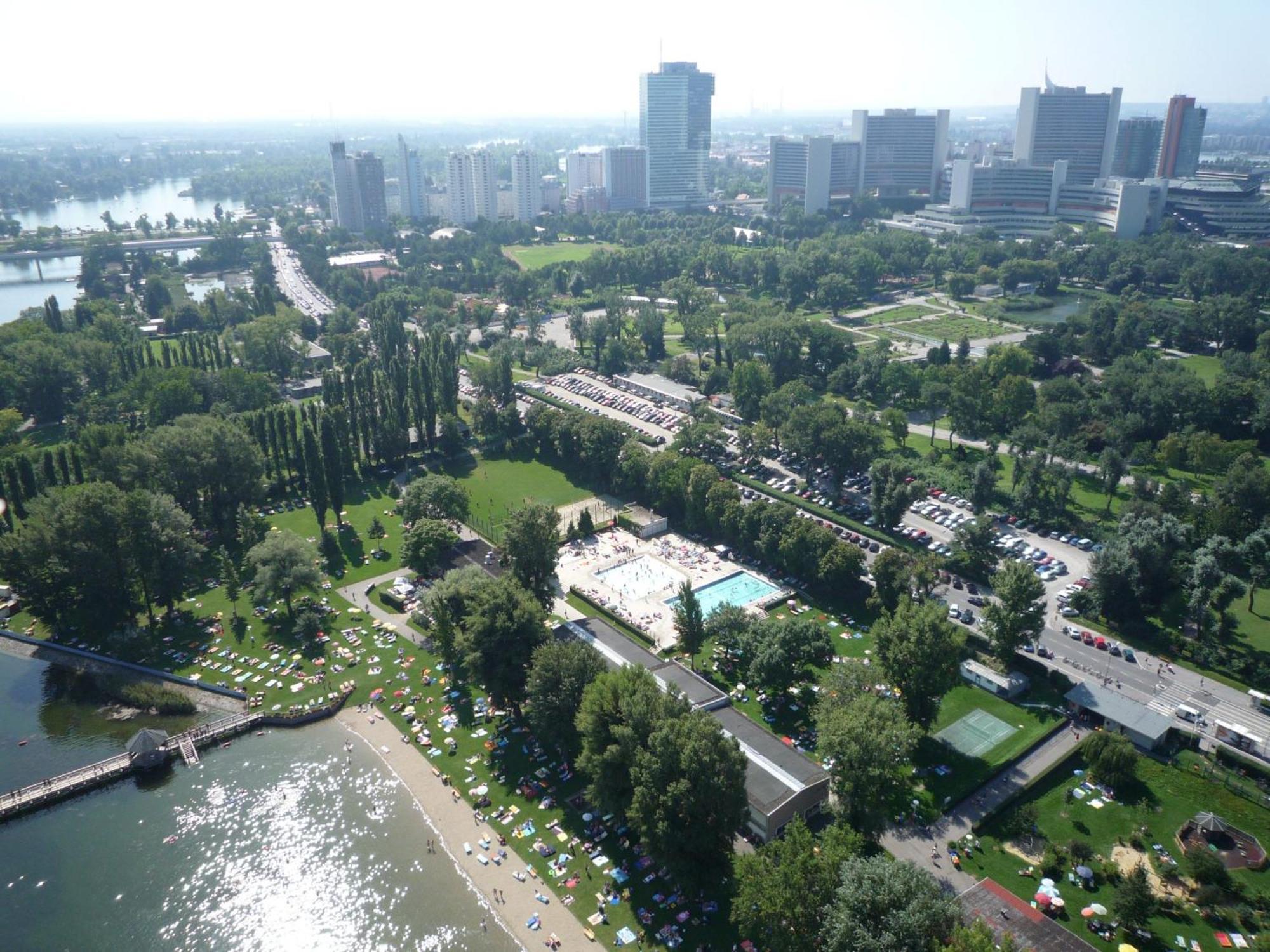 Yuki'S Place - Un-Vic, Danube Beach And Subway Near To Downtown Відень Екстер'єр фото